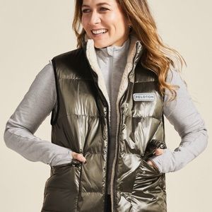 NWT Peloton Reversible Sherpa Vest
